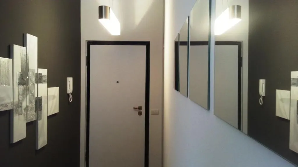 Curtatone 25 New Apartments Milan