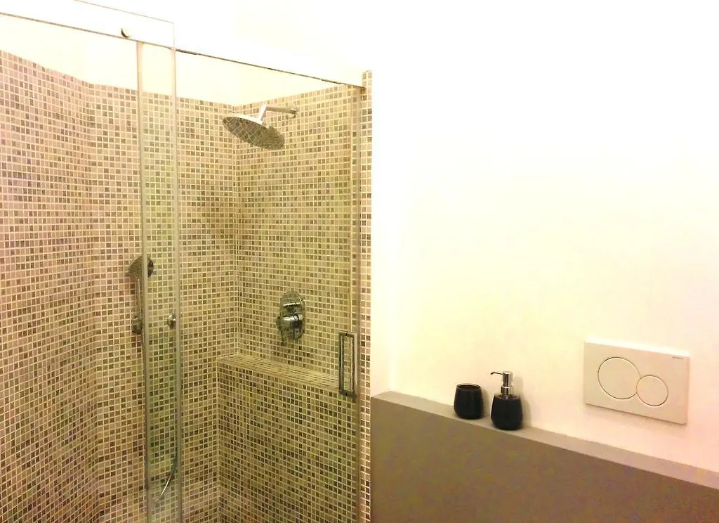 Curtatone 25 New Apartments Milan