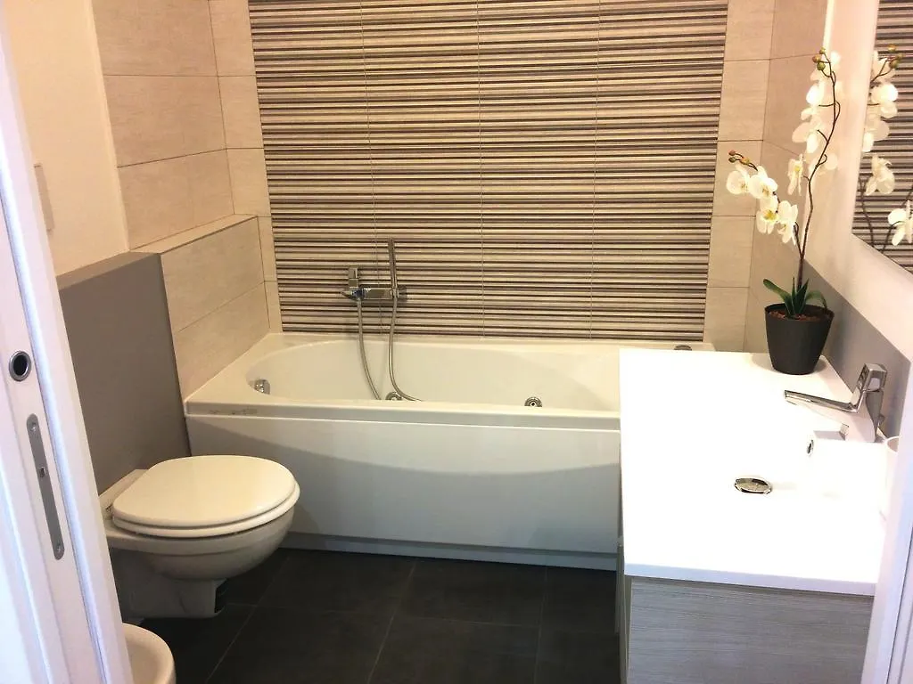 Curtatone 25 New Apartments Milan